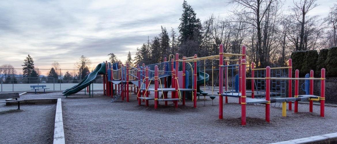 empty-playground-frosty-winter-morning_Easy-Resize.com