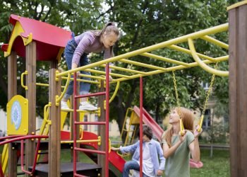 side-view-kids-playing-park_Easy-Resize.com